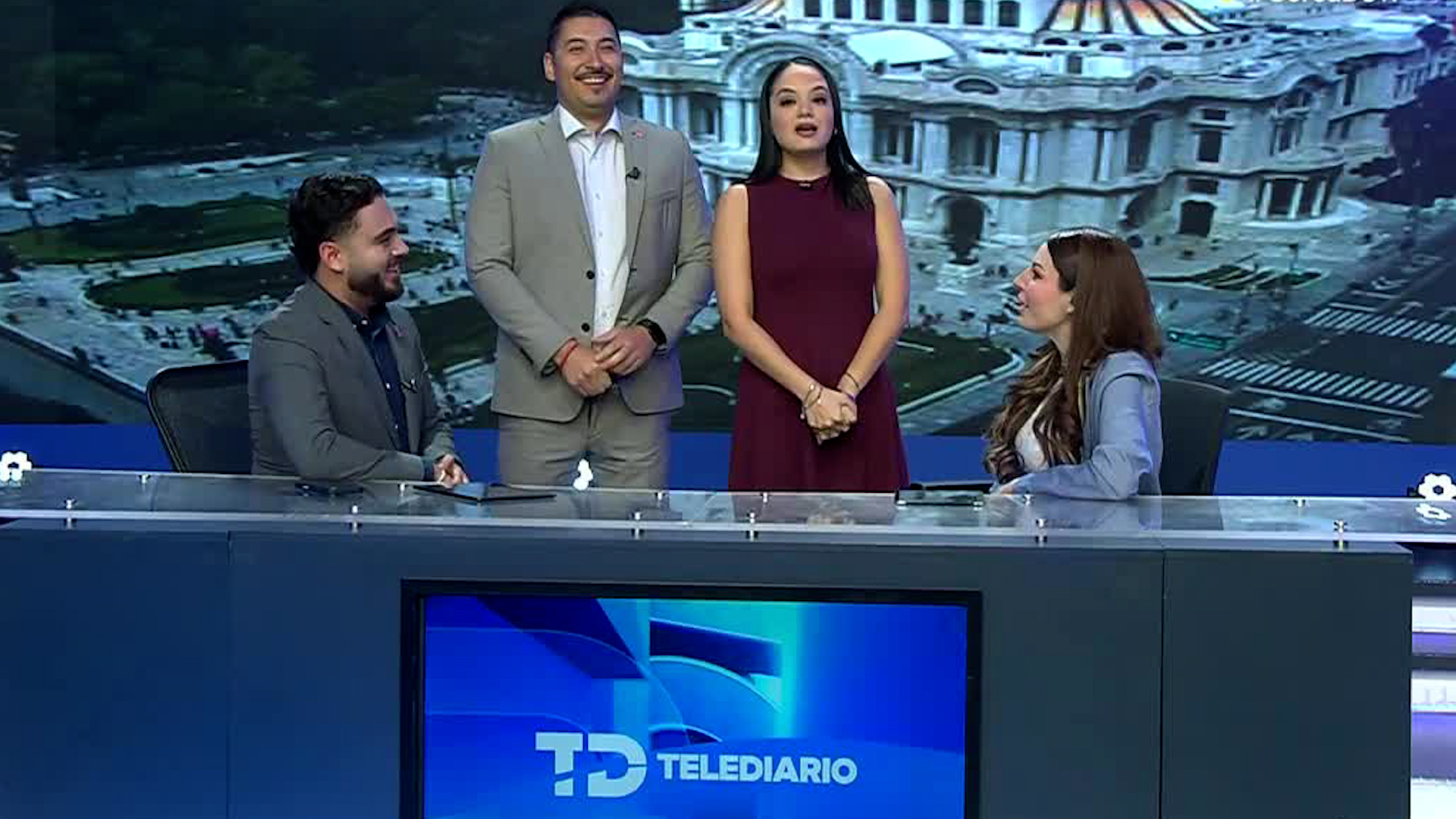 Programa conducido por Pamela Villanueva y Rubén Carreón, sábado 11 de octubre de 2025.
