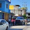 Un joven murió electrocutado luego de tocar cableado que se encontraba sobre su casa en la colonia Alianza Real, en el municipio de Escobedo, Nuevo León.