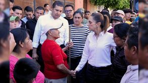 La Presidenta Claudia Sheinbaum recorrió el municipio de Huauchinango, en la Sierra Norte de Puebla, para supervisar la ayuda a damnificados por las lluvias.