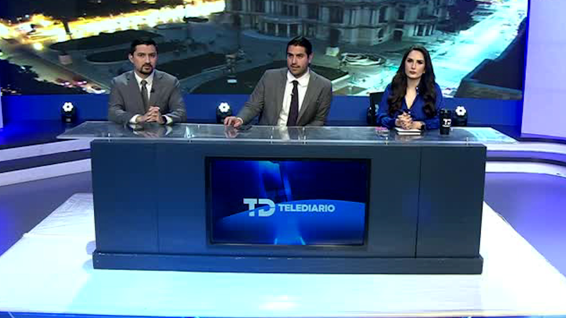 Programa conducido por Joel Valdez y Rodrigo Rico, domingo 12 de octubre de 2025.