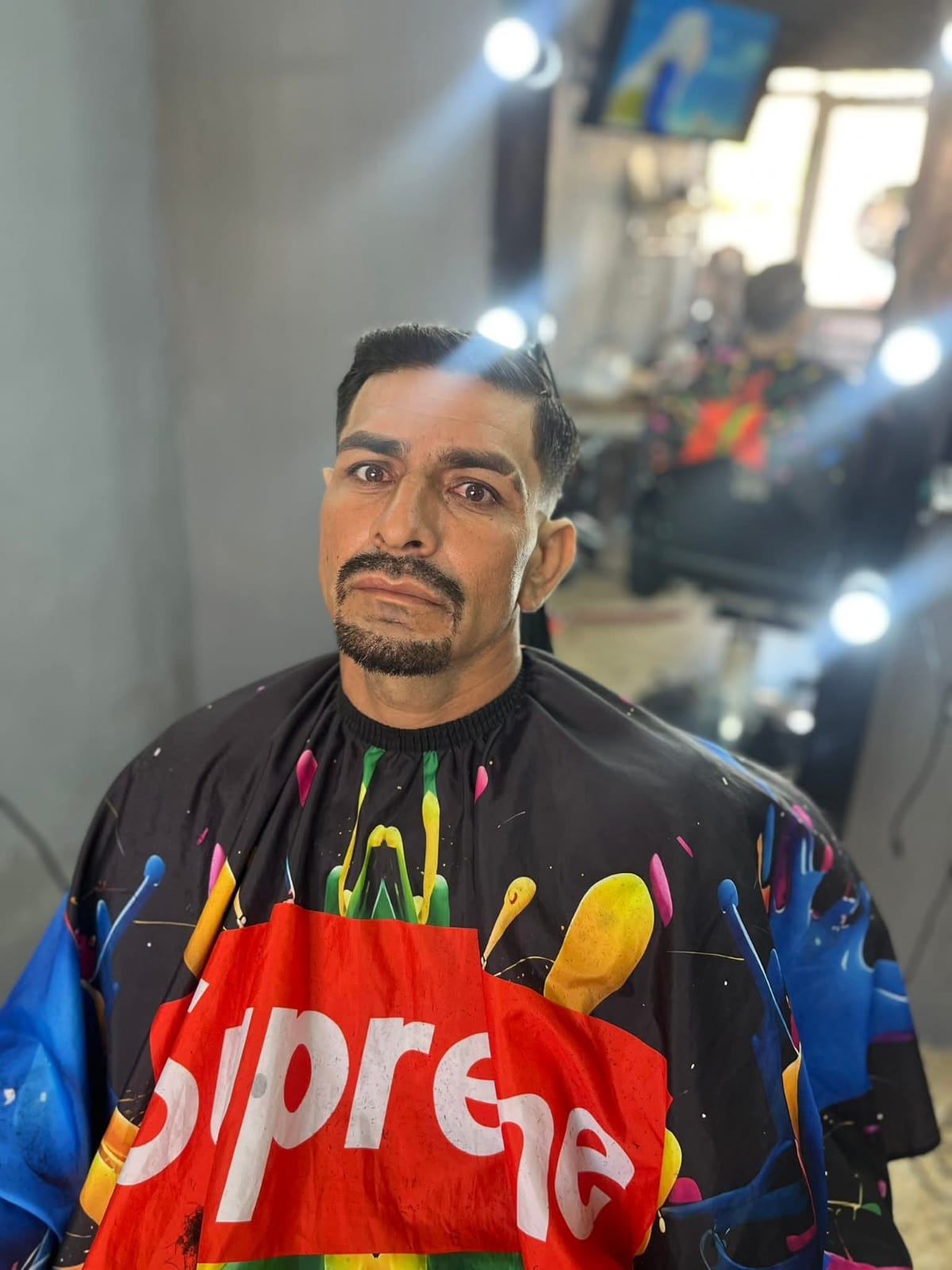 Ramón, el limpiaparabrisas de San Pedro recibió un cambio de look que se volvió viral en internet Ramón, el limpiaparabrisas de San Pedro recibió un cambio de look que se volvió viral en internet