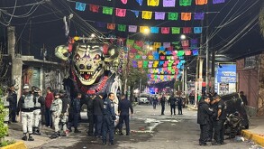 Los hechos ocurrieron sobre la calle Miguel Hidalgo, donde algunos asistentes de la fiesta patronal comenzaron a pelear.
