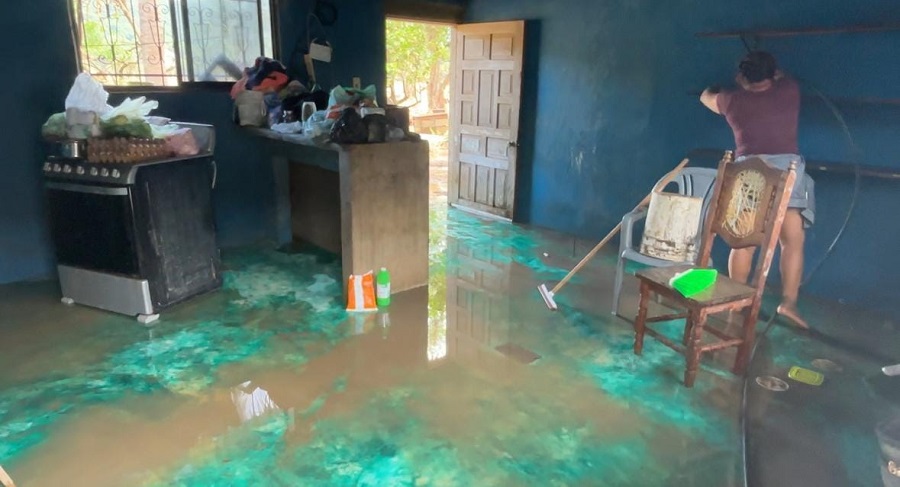 La crecida del Río Garcés en la localidad de Coatzanco, en Huautla, arrasó con más de 30 viviendas; en muchos casos la pérdida fue total. La crecida del Río Garcés en la localidad de Coatzanco, en Huautla, arrasó con más de 30 viviendas; en muchos casos la pérdida fue total.