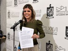 Claudia Caballero, diputada del PAN presenta iniciativa de ley.