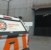 Protección Civil de Monterrey acudió a la zona del accidente para auxiliar al hombre lesionado Protección Civil de Monterrey acudió a la zona del accidente para auxiliar al hombre lesionado