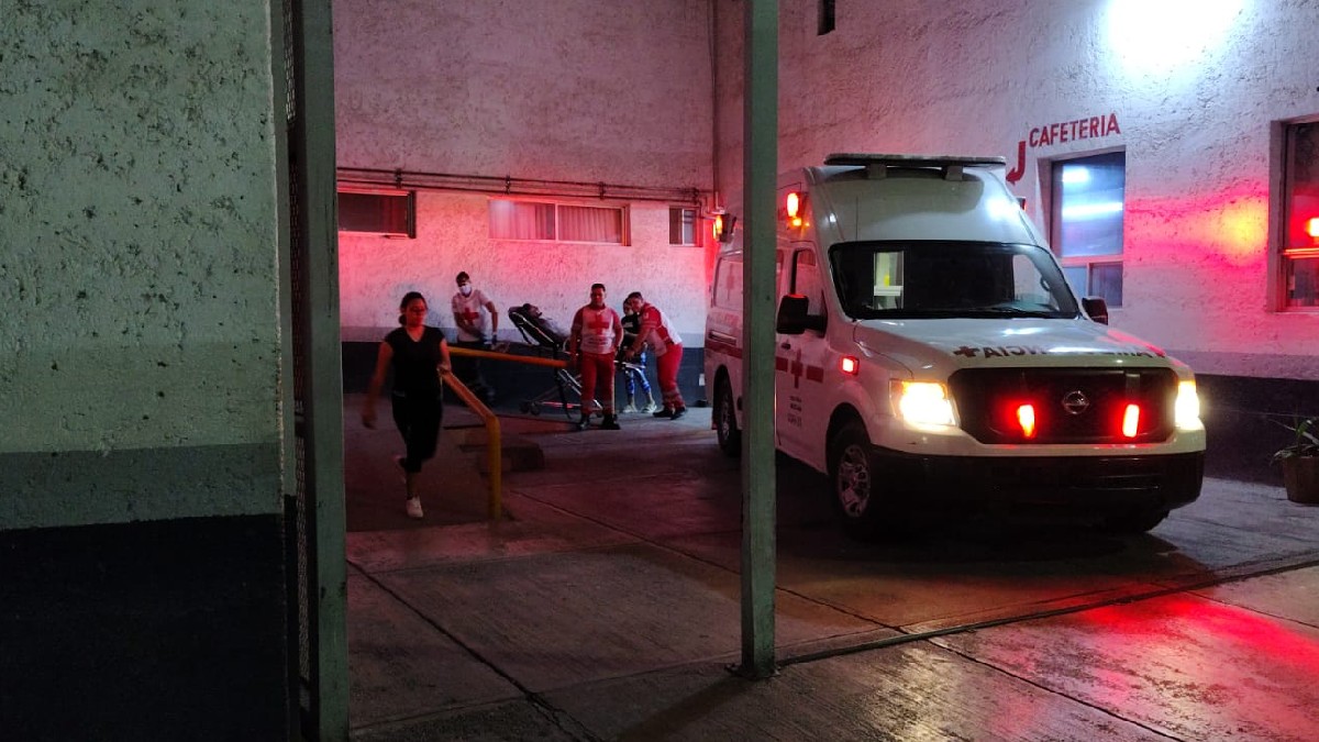 Un hombre identificado como Eduardo, de 42 años de edad, fue víctima de una salvaje agresión a manos de un ex pariente político en Torreón, Coahuila. Un hombre identificado como Eduardo, de 42 años de edad, fue víctima de una salvaje agresión a manos de un ex pariente político en Torreón, Coahuila.
