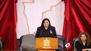 Itzel Castillo en la sesión del Cuarto Informe de Gobierno