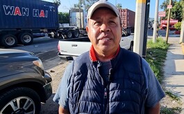 Viajero afectado por bloqueo en carretera Guadalajara-Morelia en Jalisco