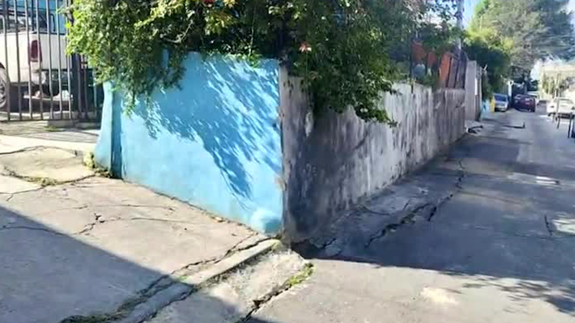 Los vecinos afirman que el problema lleva años sin ser atendido por las autoridades.