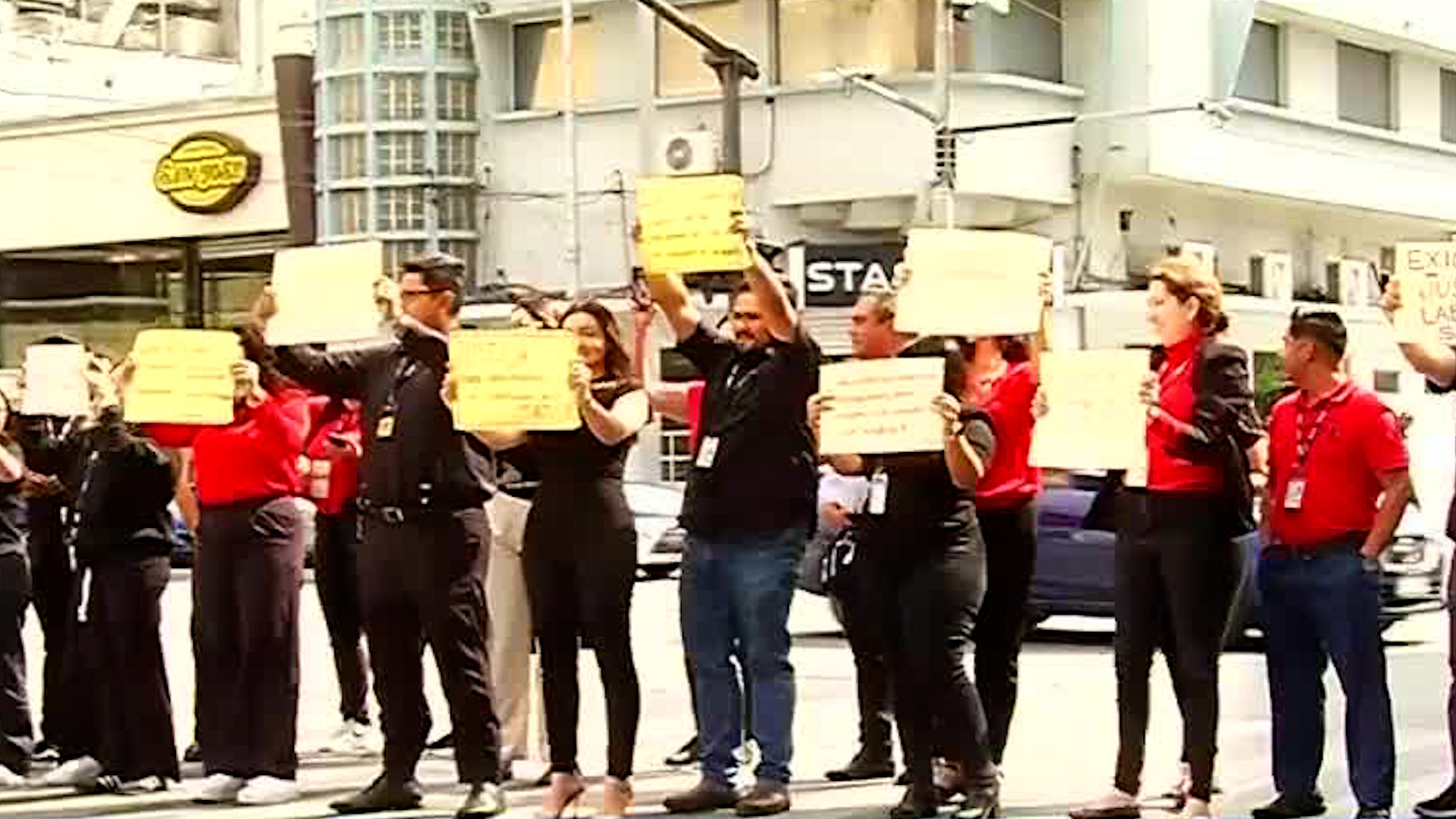 Los manifestantes declararon miedo a ser reprendidos por alzar la voz.