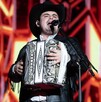 Alfredo Olivas tocando sus más grandes éxitos en vivo. Alfredo Olivas tocando sus más grandes éxitos en vivo.