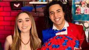 En la imagen aparecen Carolina Ross, actual participante de La Granja VIP y el comediante Kevyn Contreras.