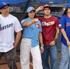 Cuatro modelos muestran equipaciones nuevas de Charros de Jalisco 2025-2026 Cuatro modelos muestran equipaciones nuevas de Charros de Jalisco 2025-2026