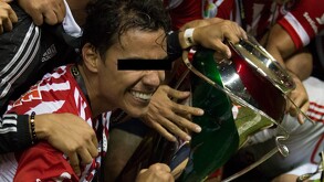La jersey del Omar Bravo, máximo anotador del conjunto de las Chivas fue retirada debido a la presión que los aficionados del rebaño solicitaron en redes.