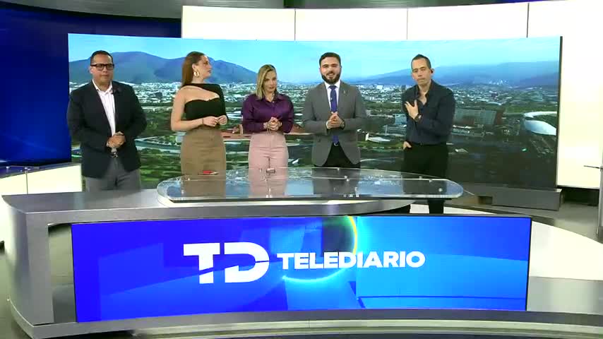 Programa conducido por Rubén Carreón, Zelenny Ibarra y Sandra Sandoval, jueves 16 de octubre de 2025.