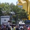 Vialidades y espacios como El Caballito son ocupadas como puntos de reunión ante sismos. Vialidades y espacios como El Caballito son ocupadas como puntos de reunión ante sismos.