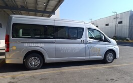Unidad Shuttle que opera en el Aeropuerto Internacional de Guadalajara