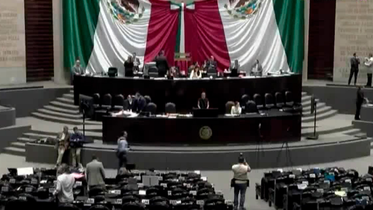 La Cámara de Diputados aprobó reformas a la Ley del IEPS con incrementos a refrescos, cigarros, sueros, videojuegos y juegos con apuestas.