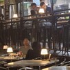 Maritza disfruta de su trabajo en un restaurante cerca del río Chicago y reconoce estar dispuesta a asumir turnos dobles, aunque con miedo de las redadas. Maritza disfruta de su trabajo en un restaurante cerca del río Chicago y reconoce estar dispuesta a asumir turnos dobles, aunque con miedo de las redadas.