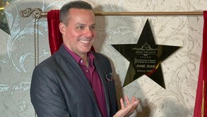 José Joel en homenaje a José José