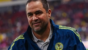 André Jardine en el estadio Jalisco luego de disputar la jornada 6 del Apertura 2025 contra Atlas.