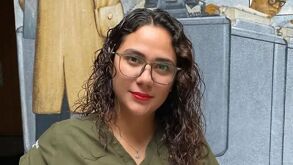 Tras casi 3 años, Ana Karen Rodríguez se reencontró con sus hijas Madison, Erika e Ivanka.