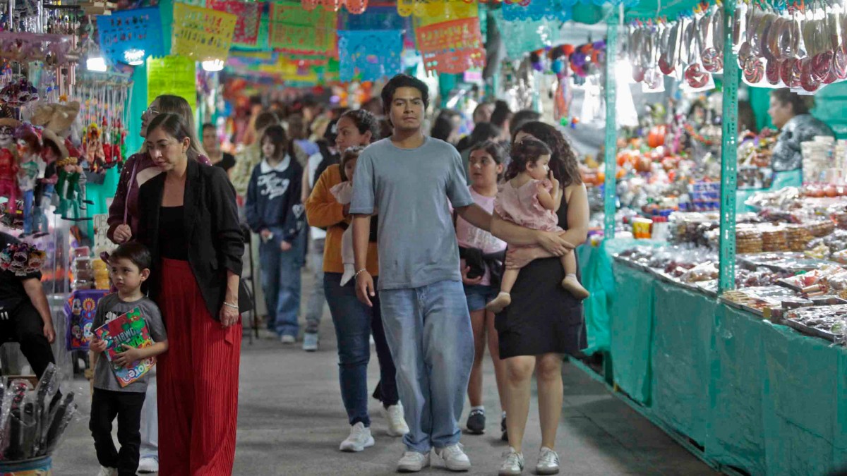 Feria del Cartón de Día de Muertos en Guadalajara Feria del Cartón de Día de Muertos en Guadalajara
