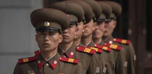 Soldados de Corea del Norte en formación