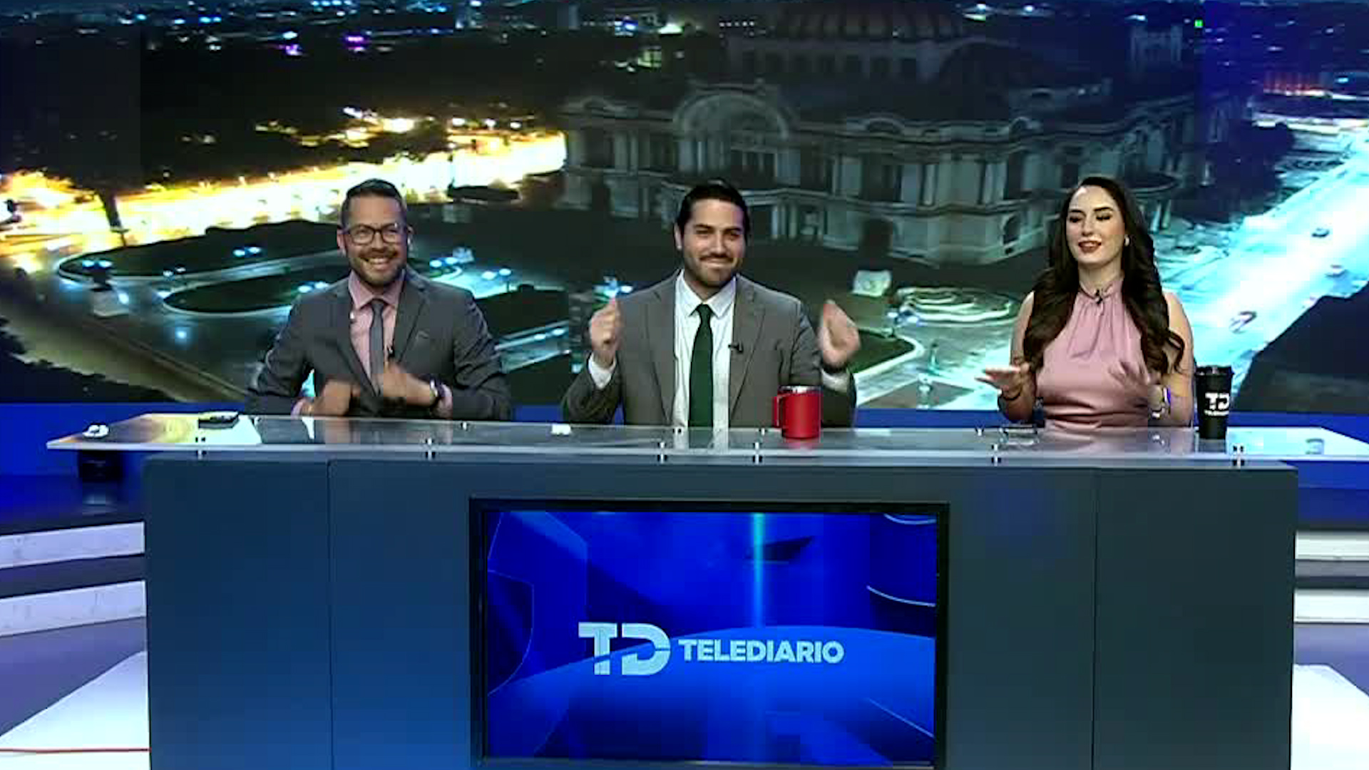 Programa conducido por Joel Valdez y Rodrigo Rico, domingo 19 de octubre de 2025.