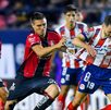 Uros Durdevic y Sebastien Salles-Lamonge, durante el partido de Atlas y San Luis en la Jornada 13. Uros Durdevic y Sebastien Salles-Lamonge, durante el partido de Atlas y San Luis en la Jornada 13.