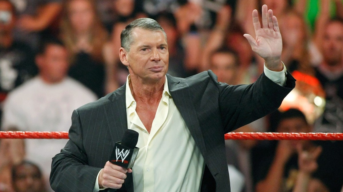 Vince McMahon en un evento de Monday Nigth Raw en el año 2008, cuanto todavía era dueño de WWE. Vince McMahon en un evento de Monday Nigth Raw en el año 2008, cuanto todavía era dueño de WWE.