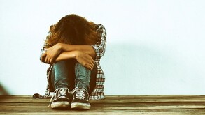 La menor contó a su madre sobre la agresión física y sexual, y ya hay una denuncia en PRONNIF sobre el caso, el cual sigue en curso.