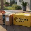 Conoce qué pasará con la entrega de paquetes de Amazon y Mercado Libre, debido a las fallas que presentó Amazón Web Services y si te podría afectar.