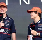 Max Verstappen y Yuki Tsunoda en conferencia tras el Gran Premio de Estados Unidos 2025.