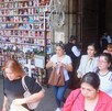 Las personas salen en un edificio ante un sismo en México. Las personas salen en un edificio ante un sismo en México.