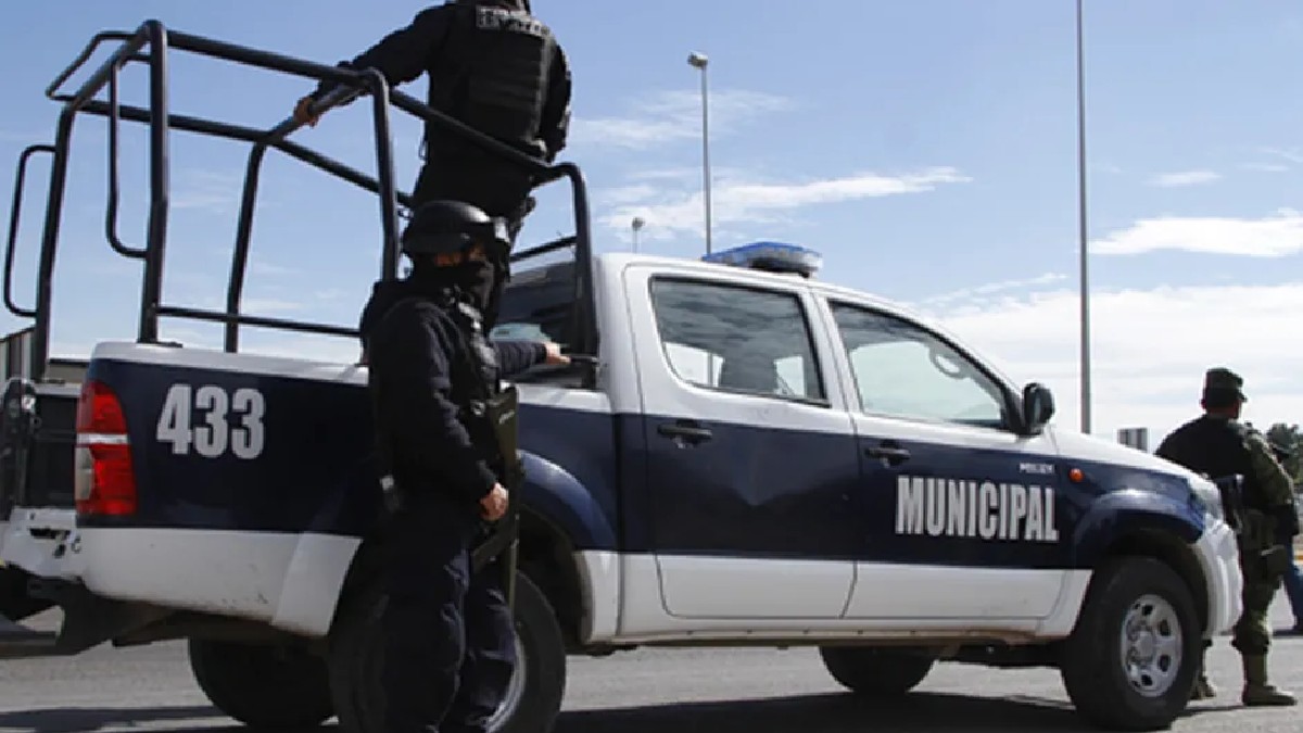 Policías de Gómez Palacio y Lerdo que fueron dados de baja por no pasar examen de control y confianza. Policías de Gómez Palacio y Lerdo que fueron dados de baja por no pasar examen de control y confianza.