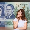 Mujer pensando si existe el billete de 2 mil pesos. Mujer pensando si existe el billete de 2 mil pesos.