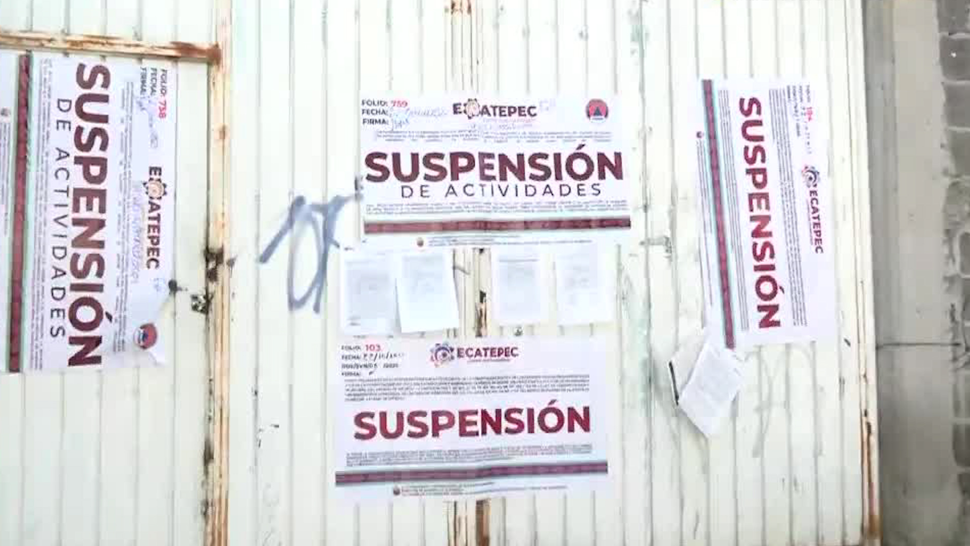 Autoridades aseguran que los trabajadores les negaron el acceso de Protección Civil al inmueble para realizar una revisión de normativas.