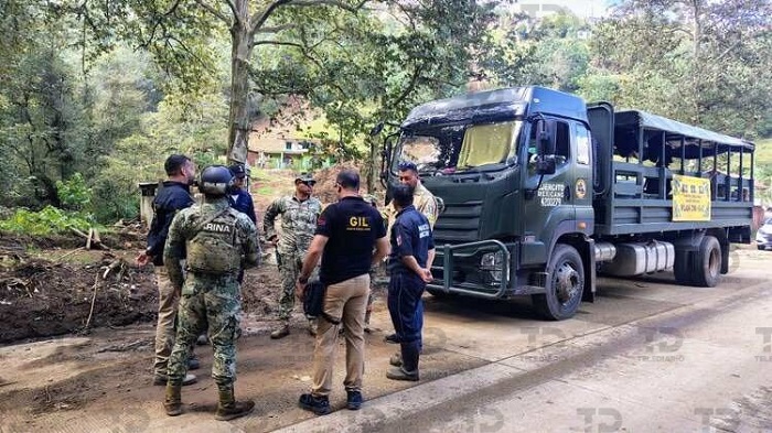Personal de la Marina y Pemex en zona de desastre tras lluvias en Huauchinango, Puebla. Personal de la Marina y Pemex en zona de desastre tras lluvias en Huauchinango, Puebla.