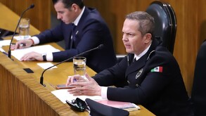 Gerardo Escamilla hablando en Glosa del Cuarto Informe de Gobierno.