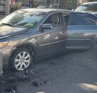 Carro chocado durante operativo de ICE contra migrante mexicano Carlitos Ricardo Pairas