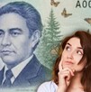 Mujer pensando si existe el billete de 2 mil pesos. Mujer pensando si existe el billete de 2 mil pesos.