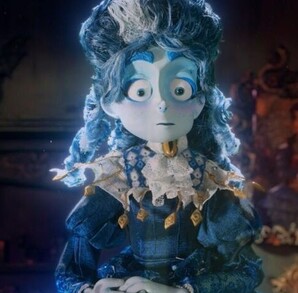 Frankelda de la película Soy Frankelda y Guillermo del Toro sonriendo. Frankelda de la película Soy Frankelda y Guillermo del Toro sonriendo.