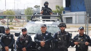 policías de la ciudad de puebla en un operativo contra la inseguridad