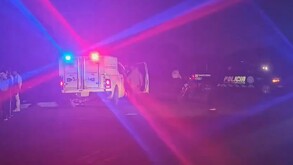 Una mujer y sus dos hijos perdieron la vida tras ser embestidos por un tráiler en la carretera federal 45 Norte en Cosío.