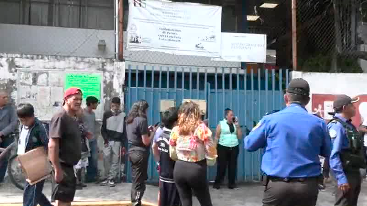 Padres y autoridades denunciaron al menos seis casos de acoso y violencia en la Secundaria Diurna 205 de Tláhuac.