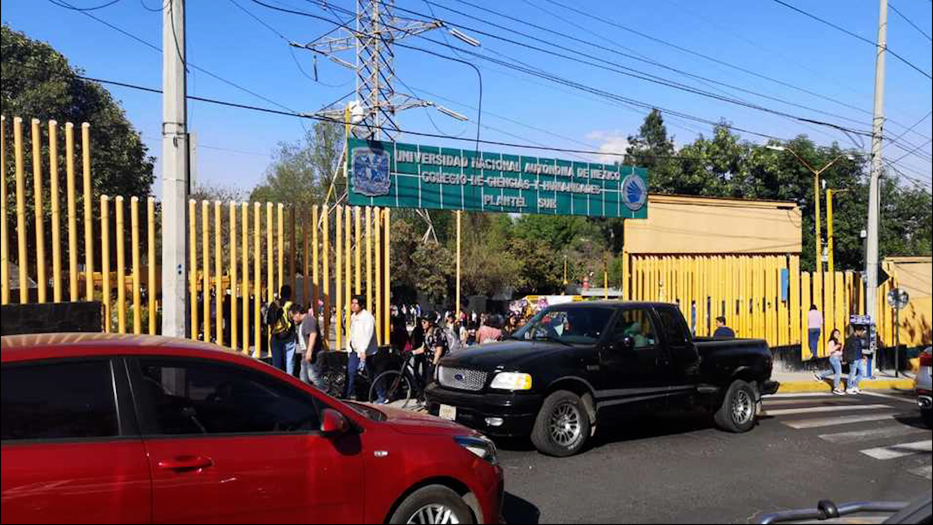 Los padres de familia buscan que se otorgue un mayor presupuesto para aumentar la seguridad del plantel.