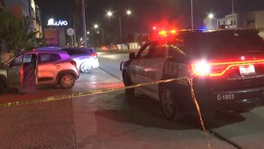 Hasta el momento, la identidad del conductor que perdió la vida en una plaza comercial al norte de Saltillo no ha sido revelada.
