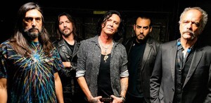 Caifanes es una de las agrupaciones más icónicas y representativas del rock en español y se ha mantenido en el gusto del público. Caifanes es una de las agrupaciones más icónicas y representativas del rock en español y se ha mantenido en el gusto del público.