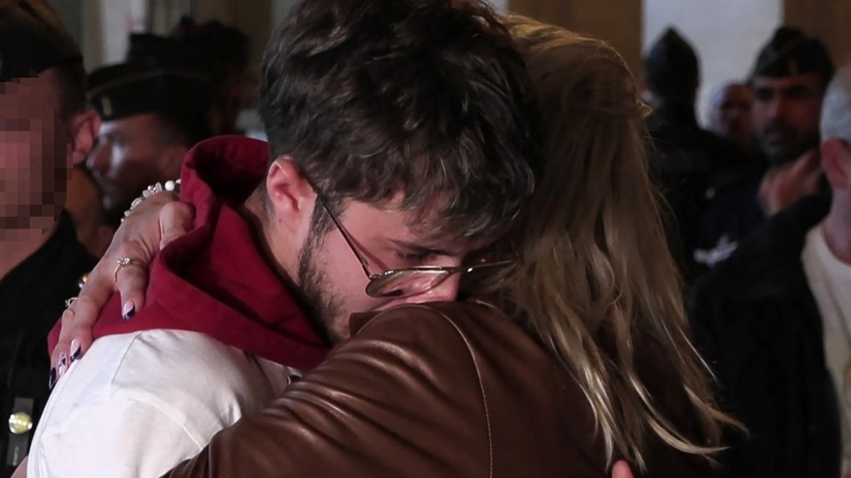 Familiares de Lola, menor asesinada en Francia en el 2022, asesinada por una mujer de 27 años Familiares de Lola, menor asesinada en Francia en el 2022, asesinada por una mujer de 27 años